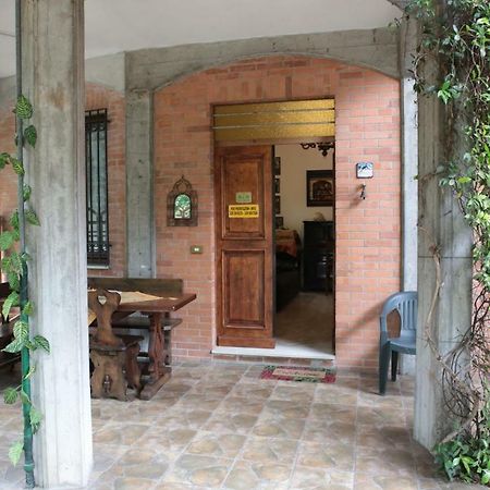 Bed and Breakfast Al Parco Curtatone Экстерьер фото