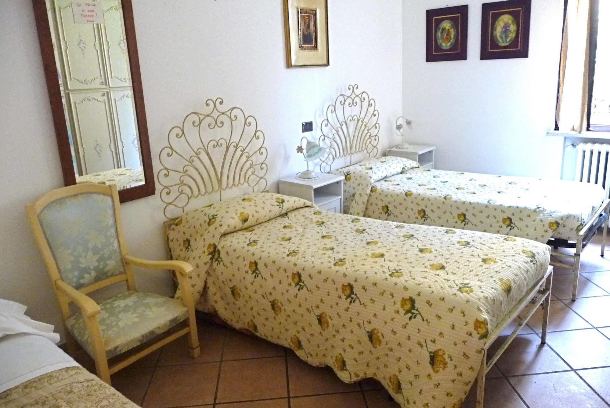 Bed and Breakfast Al Parco Curtatone Экстерьер фото